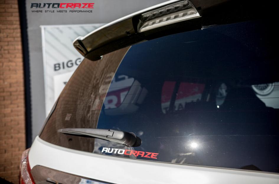 ISUZU DMAX VAPOR MATTE BLACK
